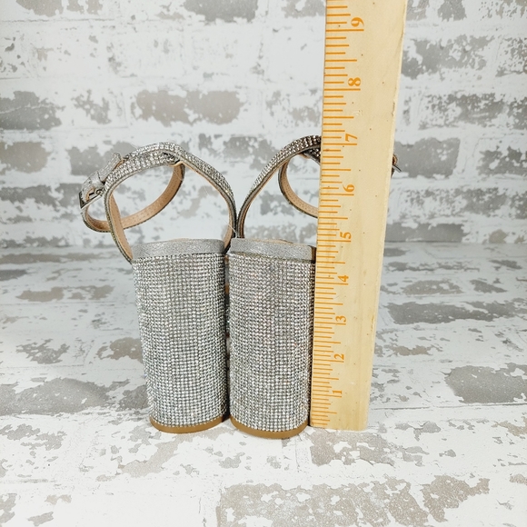 Steve Madden Lessa-R Sparkle Silver Buckle Ankle Strap Heeled Sandals O468 - Picture 6 of 9